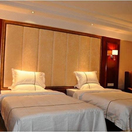 Borman Hotel Guangzhou Panyu Qiaonan Aoyuan Plaza Ngoại thất bức ảnh